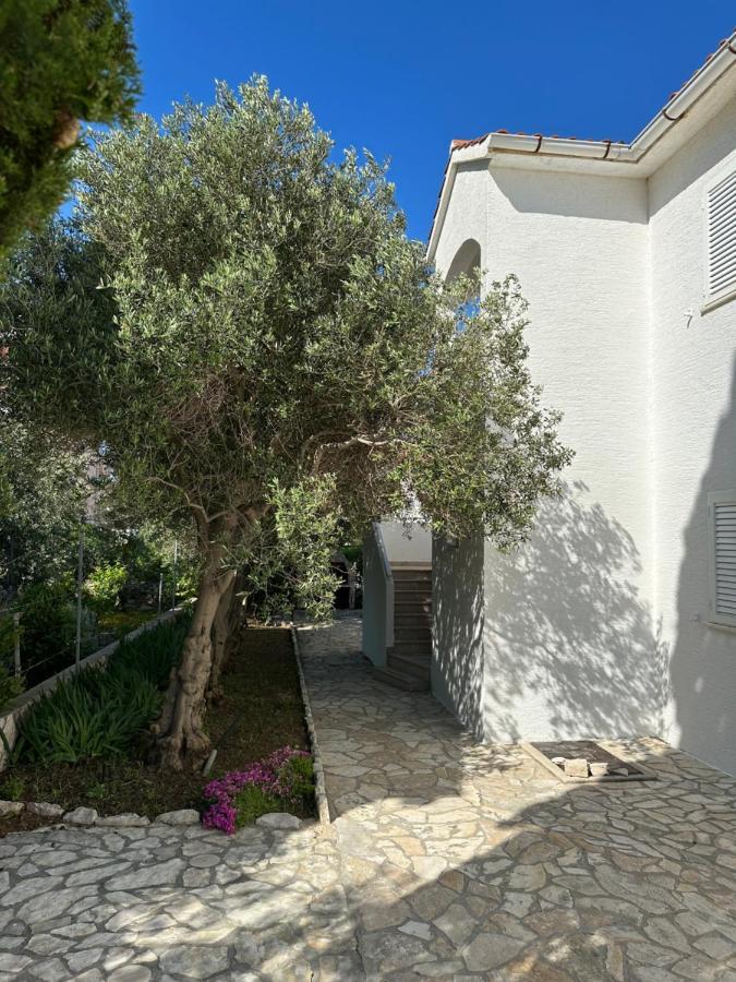 Apartmani Marko Novalja Exterior foto