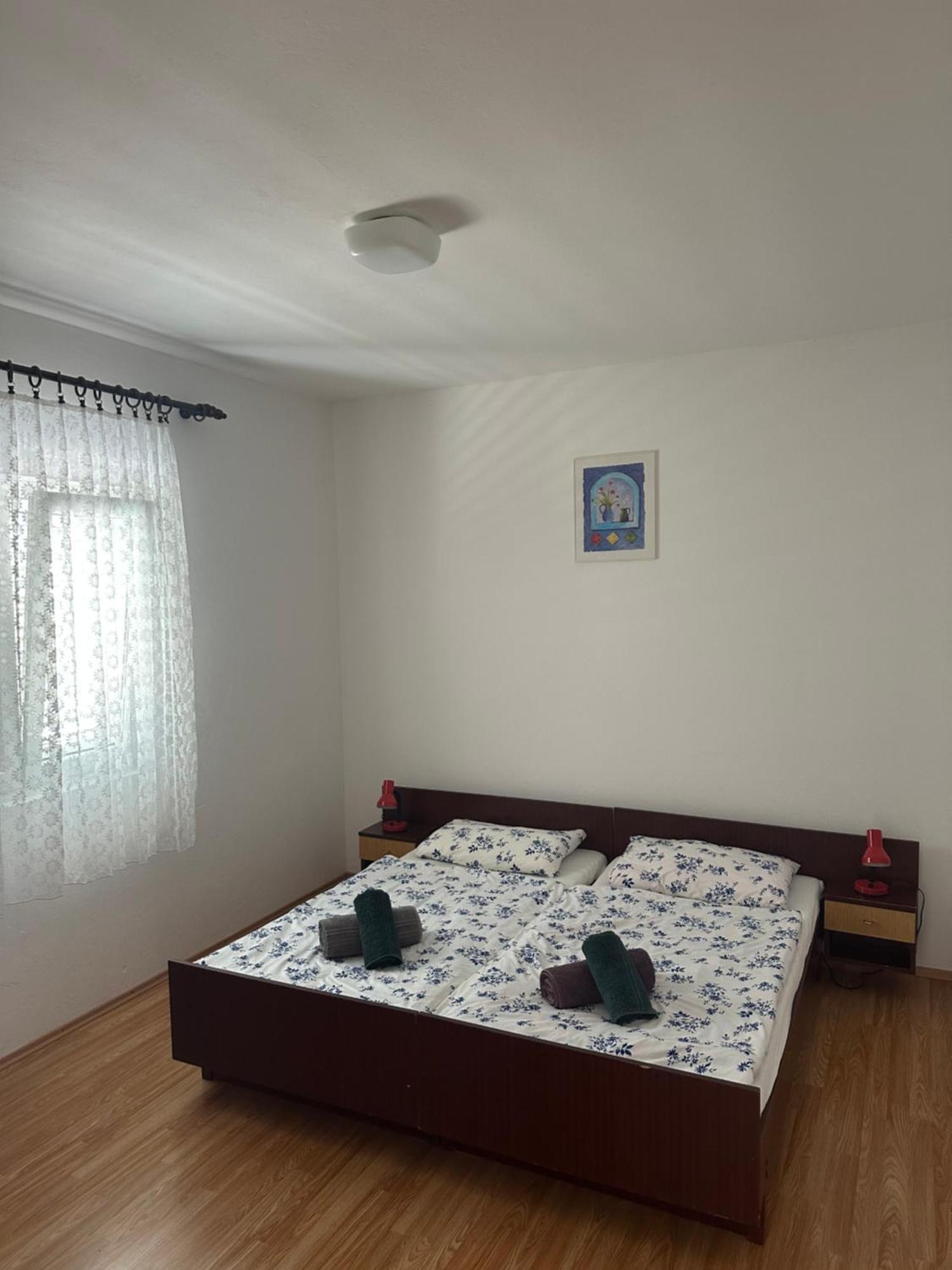 Apartmani Marko Novalja Exterior foto