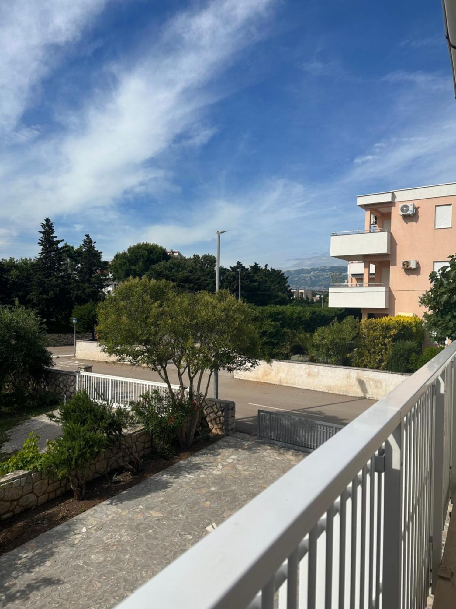 Apartmani Marko Novalja Exterior foto